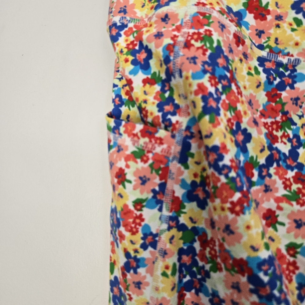 Floral Multicolor Pants - Picture 7 of 8